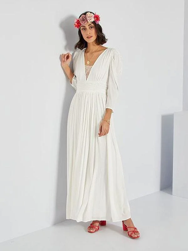 Ivory Simple Wedding Dress A-Line V-Neck Long Sleeves Pleated Floor-Length Chiffon Bridal Dresses Empire Waist Dress